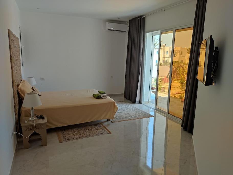 Vill La Reine Jerba Avec Piscine Villa El Guecheine Exterior photo