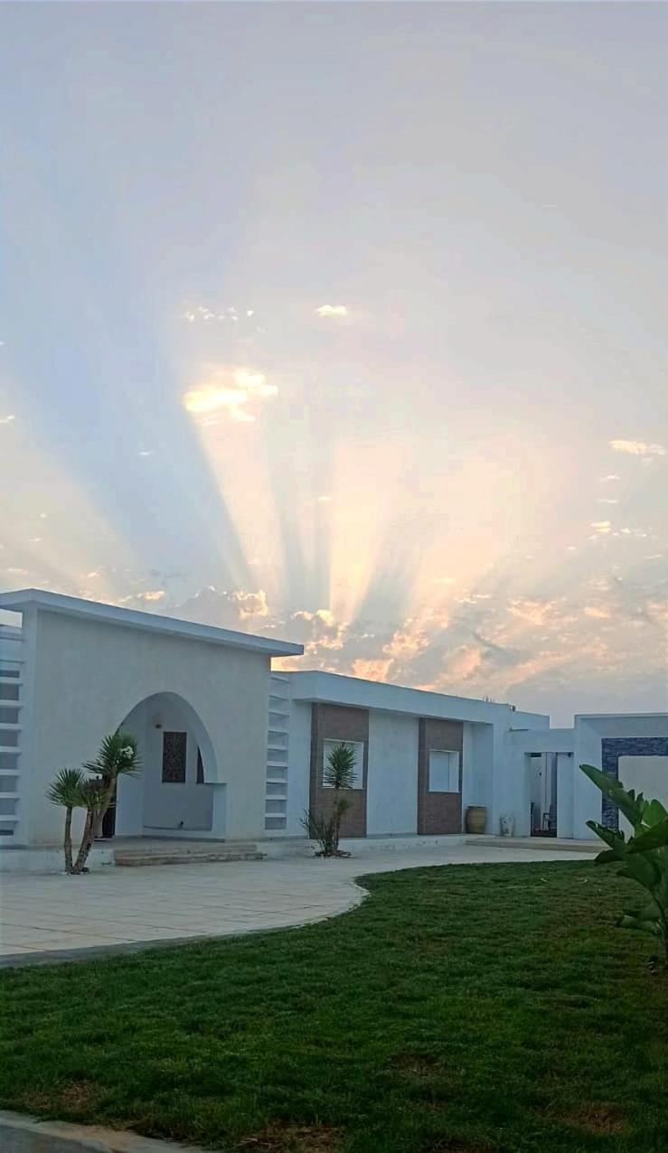 Vill La Reine Jerba Avec Piscine Villa El Guecheine Exterior photo